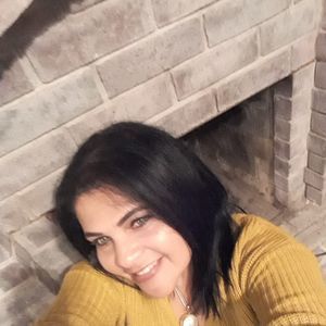 Meet your Posher, Gloria